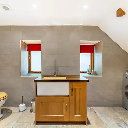 펜션 4 Bed In Oc-lr116 *