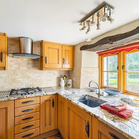 4 Bed In Hawkshead Oc-Lr116 *